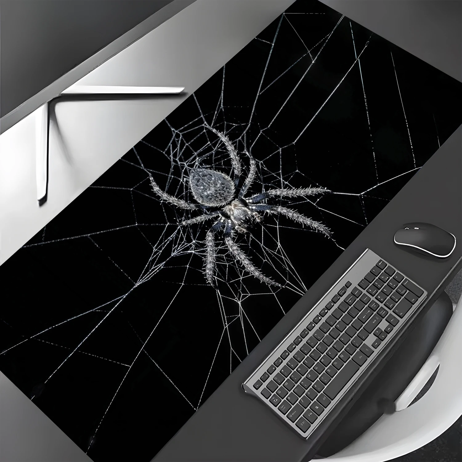 Super large gaming mats XXL spider pattern mouse pad Black dirty rubber non-slip locking craft desk mat suitable for laptops
Super large gaming mats XXL spider pattern mouse pad Black dirty rubber non-slip locking craft desk mat suitable for laptops