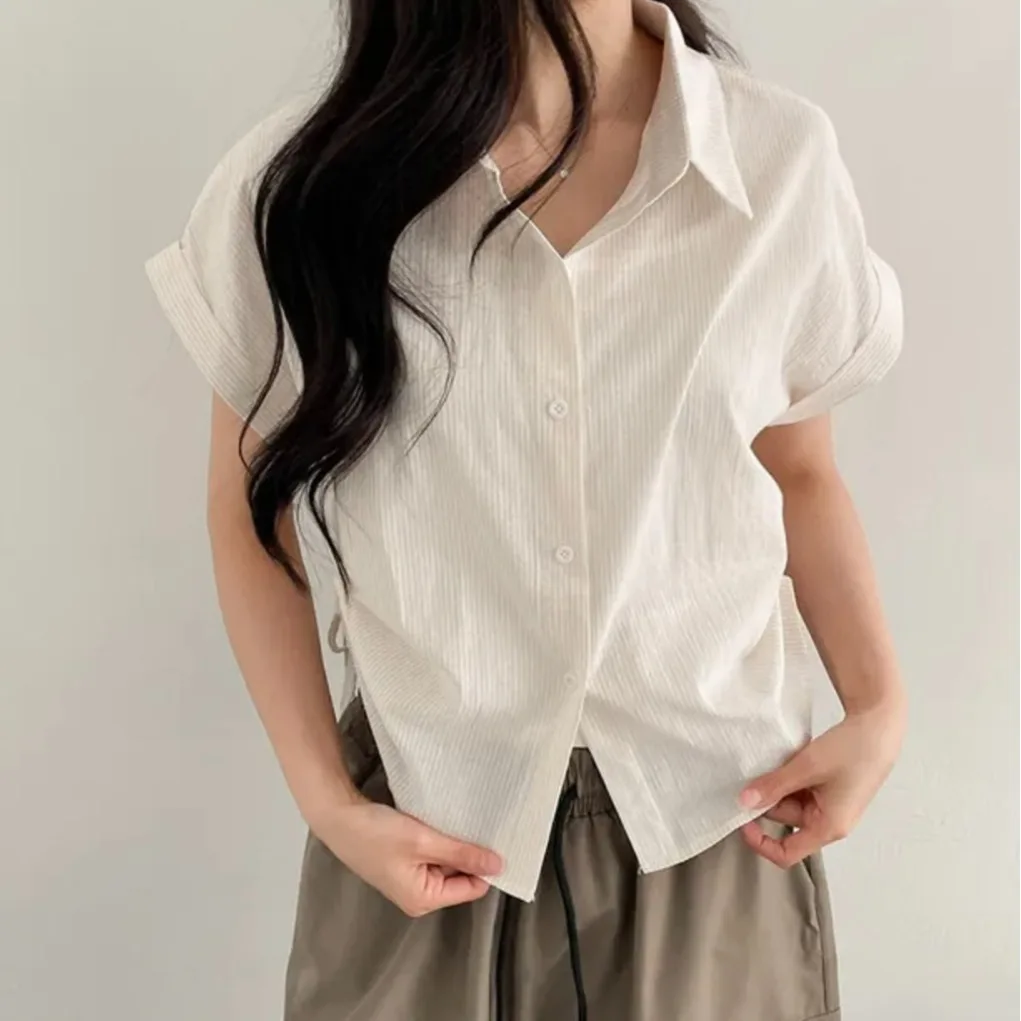 Chic Summer Drawstring Waist Single Button Turn-down Collar Striped Short Sleeve Casual Shirt Women's Top Skin-friendly Breat...
Chic Summer Drawstring Waist Single Button Turn-down Collar Striped Short Sleeve Casual Shirt Women's Top Skin-friendly Breat...