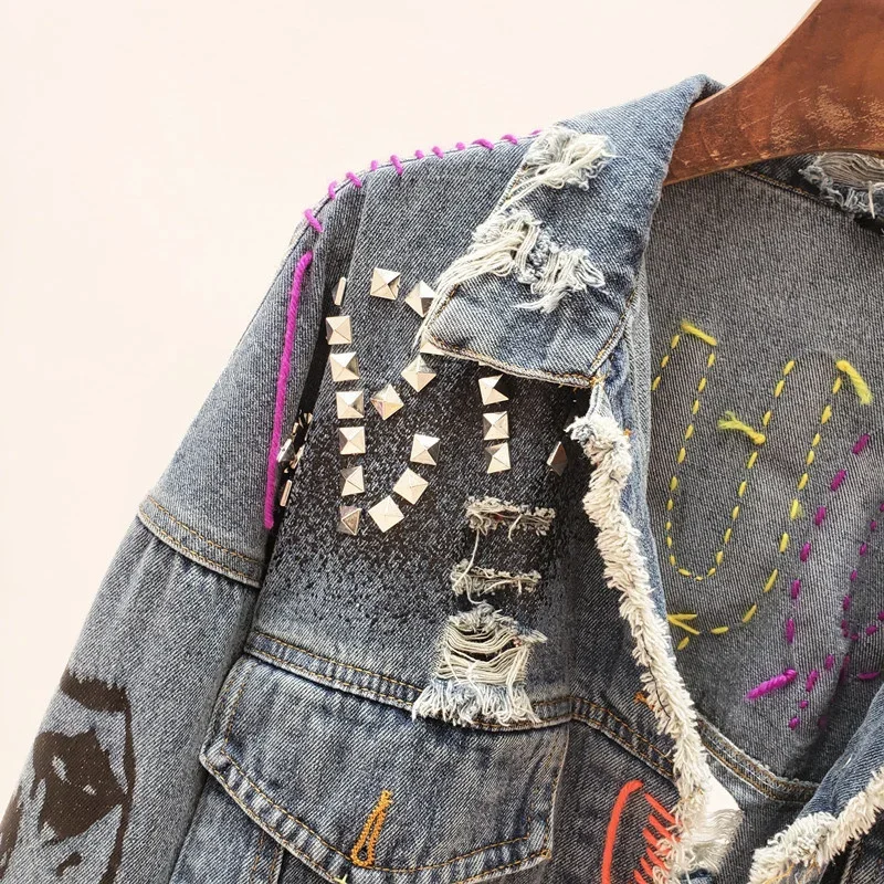 Fashion Holes Graffiti Denim Jacket Coat Women Student Outerwear Streetwear Loose Long Sleeve Short Rivet Jeans Jackets Female
Fashion Holes Graffiti Denim Jacket Coat Women Student Outerwear Streetwear Loose Long Sleeve Short Rivet Jeans Jackets Female