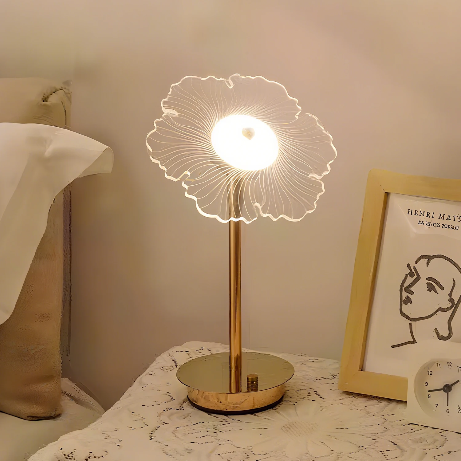 LED Night Light Flower Decor Ins Style Bedside Lamp Warm Art Table Lamp for Bedroom Living Room Mother's Day Gifts for Mom
LED Night Light Flower Decor Ins Style Bedside Lamp Warm Art Table Lamp for Bedroom Living Room Mother's Day Gifts for Mom
