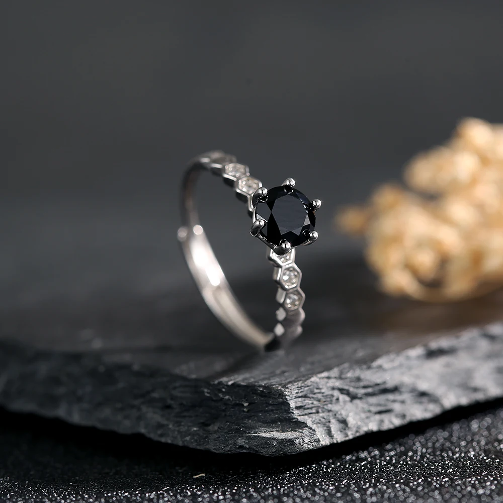 925 Sterling Silver Ring for Women Exquisite Handmanship Wedding Bands Natural Spinel Stone with Zirconia Bohemian Jewelry
925 Sterling Silver Ring for Women Exquisite Handmanship Wedding Bands Natural Spinel Stone with Zirconia Bohemian Jewelry