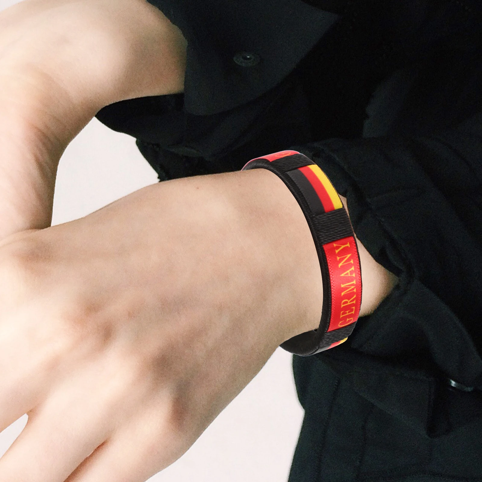 Fan Bracelet Wristbands for Soccer Portable Bracelets Soccer Game Cheer Bracelets Decorations
Fan Bracelet Wristbands for Soccer Portable Bracelets Soccer Game Cheer Bracelets Decorations