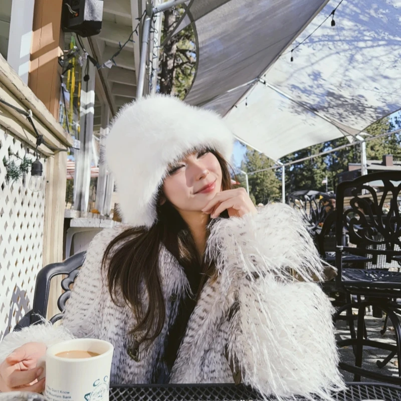 Korean Fashion Hat Women's Winter Snow Ski Cap Thick Warm Imitation Fur Bucket Hat Fisherman's Hat Panama Cap Chrismas Gifts
Korean Fashion Hat Women's Winter Snow Ski Cap Thick Warm Imitation Fur Bucket Hat Fisherman's Hat Panama Cap Chrismas Gifts