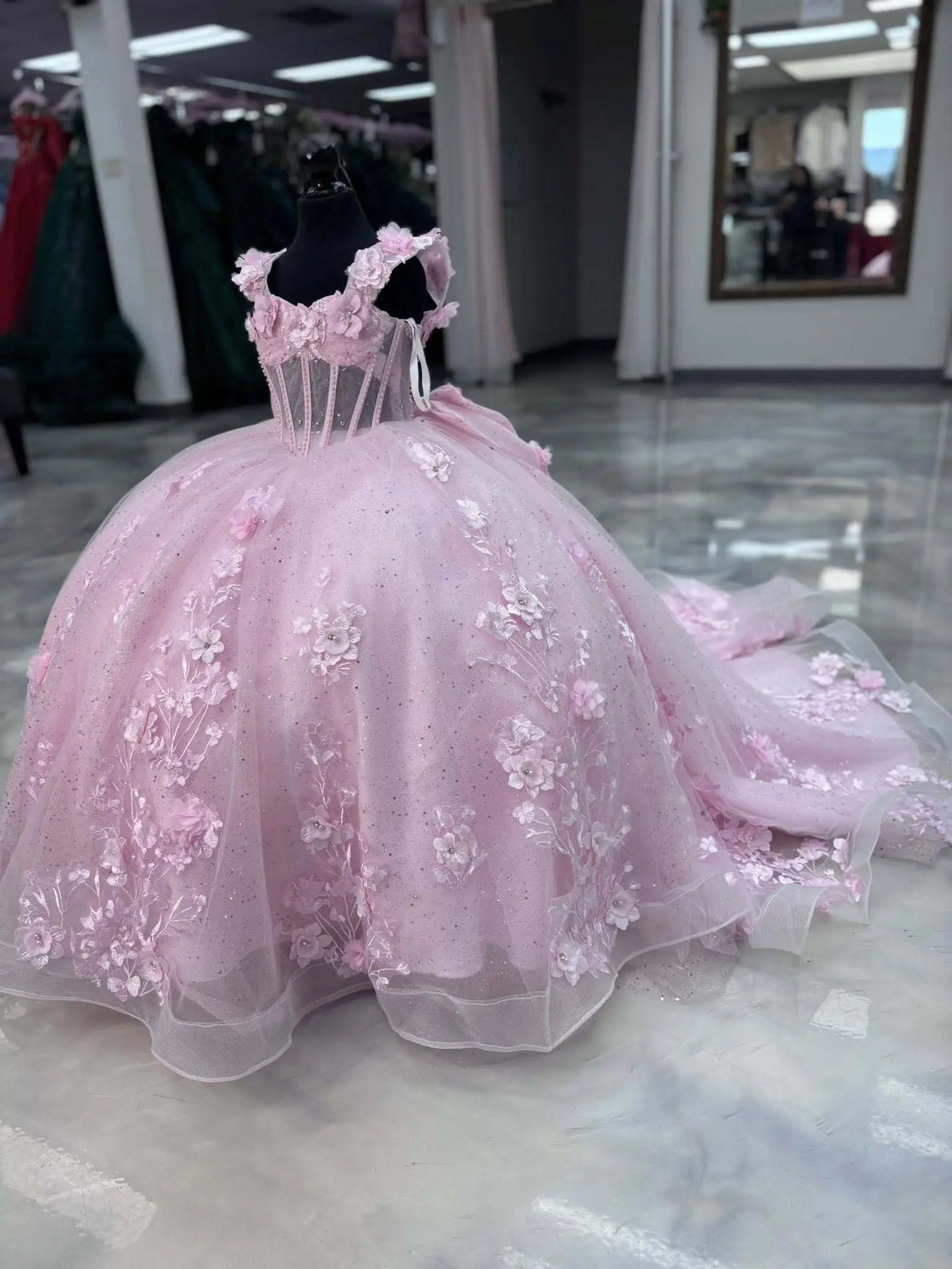 Качественное розовое платье для девочки на свадьбу или церемонию Квинсеанера, с цветочными аппликациями, длиной в пол, с бантом, для первого причастия, бальное платье для детей
Качественное розовое платье для девочки на свадьбу или церемонию Квинсеанера, с цветочными аппликациями, длиной в пол, с бантом, для первого причастия, бальное платье для детей