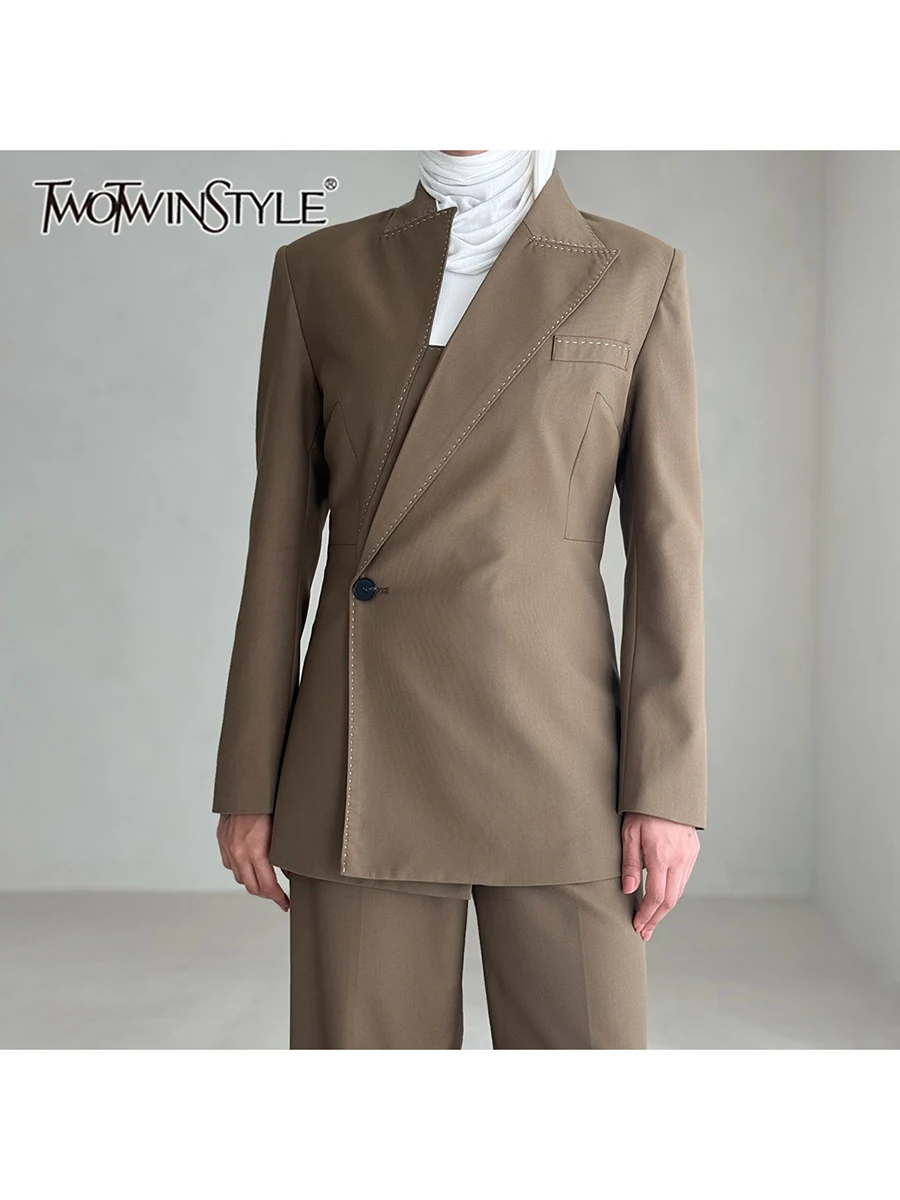 TWOTWINSTYLE однотонные блейзеры для похудения на пуговицах для женщин, туника с длинными рукавами и лацканами, темпераментные минималистичные пальто, женская мода
TWOTWINSTYLE однотонные блейзеры для похудения на пуговицах для женщин, туника с длинными рукавами и лацканами, темпераментные минималистичные пальто, женская мода