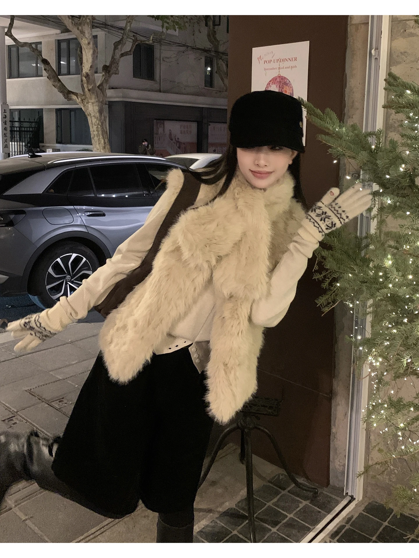 EKOOL Eco-Friendly Fur And Leather Vest Women's Winter Cotton Sandwich Warmth Coat Stand Collar Sleeveless Top Korean Style
EKOOL Eco-Friendly Fur And Leather Vest Women's Winter Cotton Sandwich Warmth Coat Stand Collar Sleeveless Top Korean Style