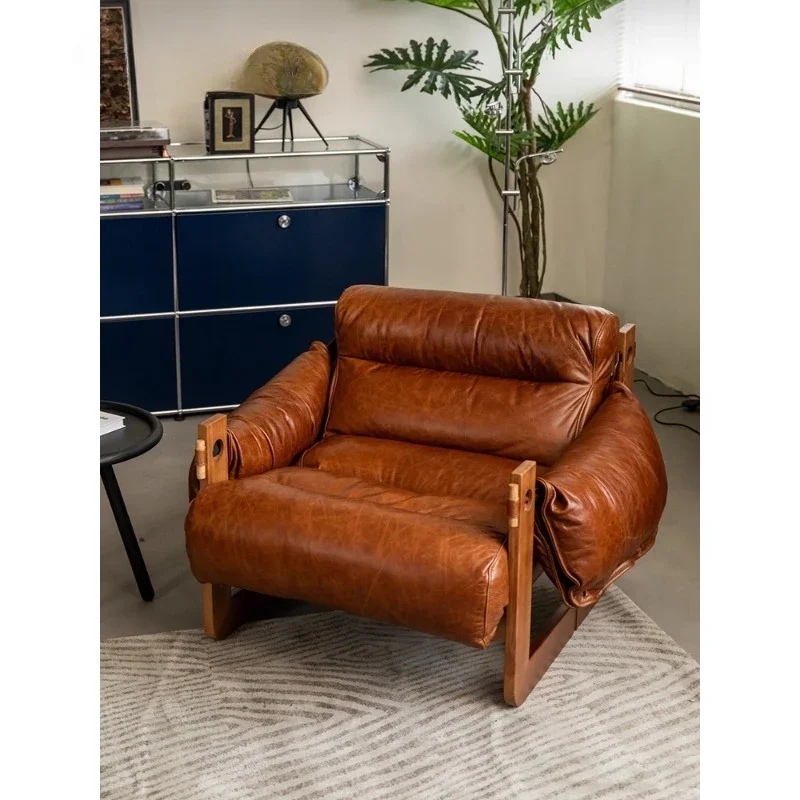 Leather single light luxury retro style designer leisure chair
Leather single light luxury retro style designer leisure chair