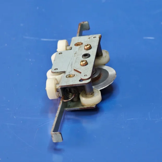 SCREEN Katana Imagesetter 5055 6120 Cutting Knife Assembly Parts Original Used and Available in Stock
SCREEN Katana Imagesetter 5055 6120 Cutting Knife Assembly Parts Original Used and Available in Stock