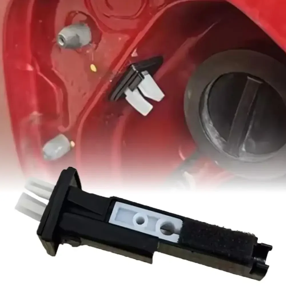 Замок крышки топливного бака для Renault Logan, Sandero, DACIA Duster, Nissan, Lada 788276143R, замок открывания крышки бензобака
Замок крышки топливного бака для Renault Logan, Sandero, DACIA Duster, Nissan, Lada 788276143R, замок открывания крышки бензобака