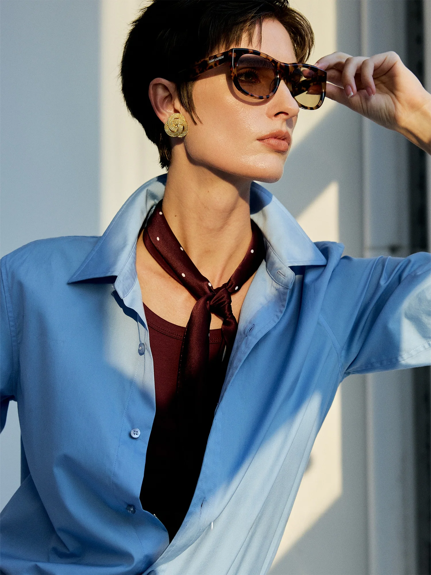 Ele Silk Polka Dot irt Square Scarf e Scarf by Colin Wang for Women Straight Cut Long Sve Spring Collection
Ele Silk Polka Dot irt Square Scarf e Scarf by Colin Wang for Women Straight Cut Long Sve Spring Collection