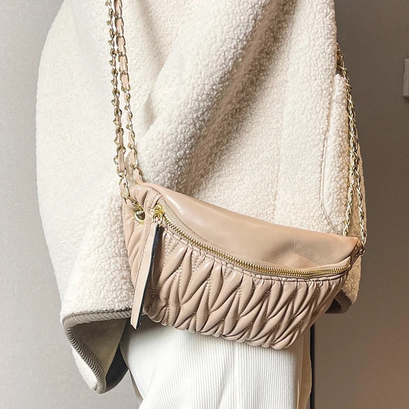2022 New Fashion Women Chest Bag Texture Soft Pu Pleated Chain Crossbody Shoulder Bags Casual Female All-match Fanny Pack Trend
2022 New Fashion Women Chest Bag Texture Soft Pu Pleated Chain Crossbody Shoulder Bags Casual Female All-match Fanny Pack Trend
