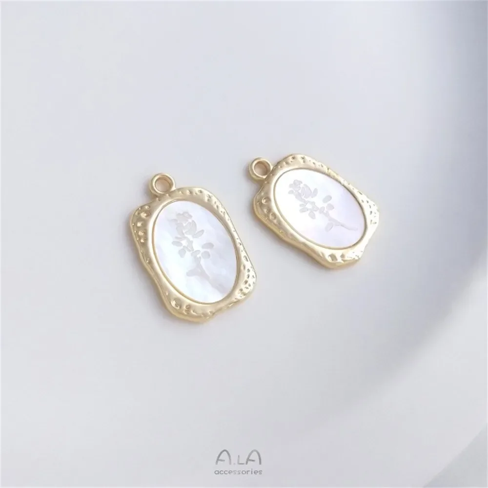 Inlaid Natural Seashell Relief Rose Retro Frame Pendant with 14K Gold DIY Necklace Charms Pendant Accessories K428
Inlaid Natural Seashell Relief Rose Retro Frame Pendant with 14K Gold DIY Necklace Charms Pendant Accessories K428