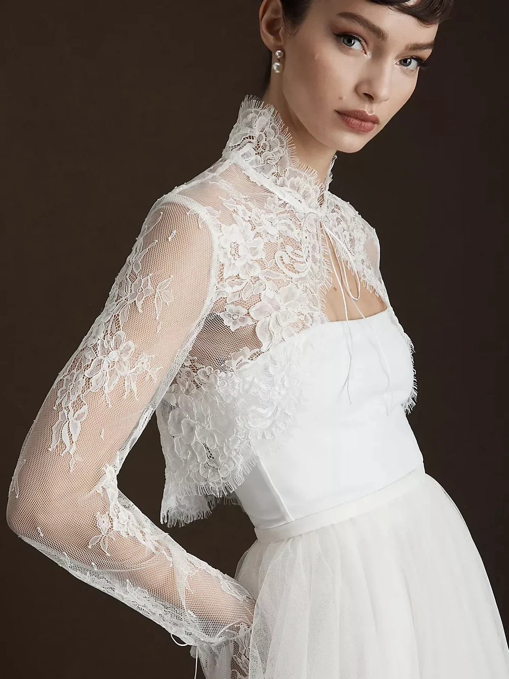 Bridal Lace Shirt Short Sleeve Long Sleeve Hollow out Wedding Dress Outerwear Cardigan Versatile Short Length Nylon Fiber
Bridal Lace Shirt Short Sleeve Long Sleeve Hollow out Wedding Dress Outerwear Cardigan Versatile Short Length Nylon Fiber