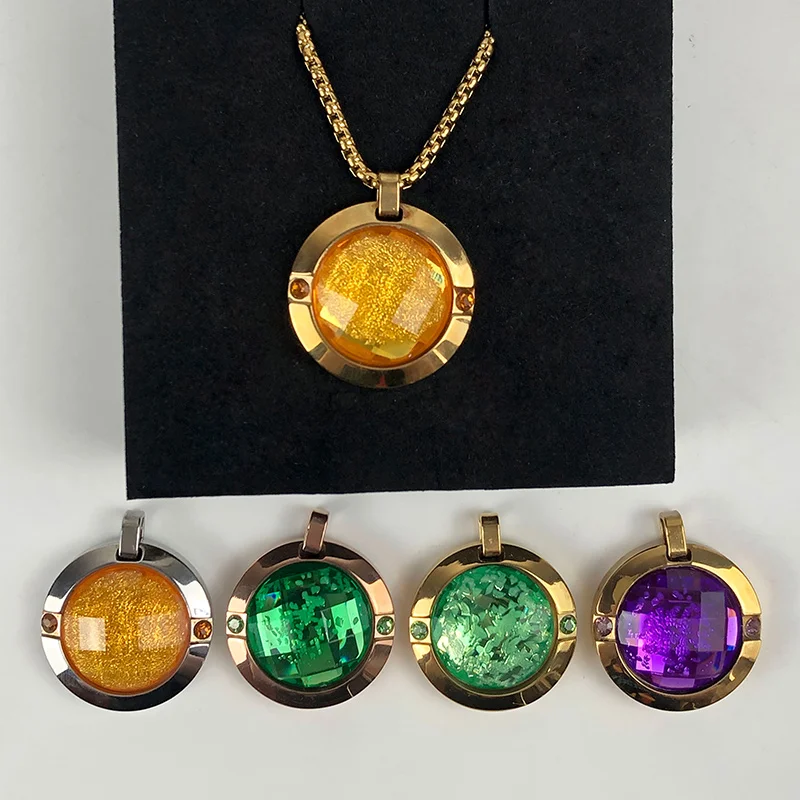High quality crystal exquisite round pendant necklace, simple and fashionable niche design
High quality crystal exquisite round pendant necklace, simple and fashionable niche design