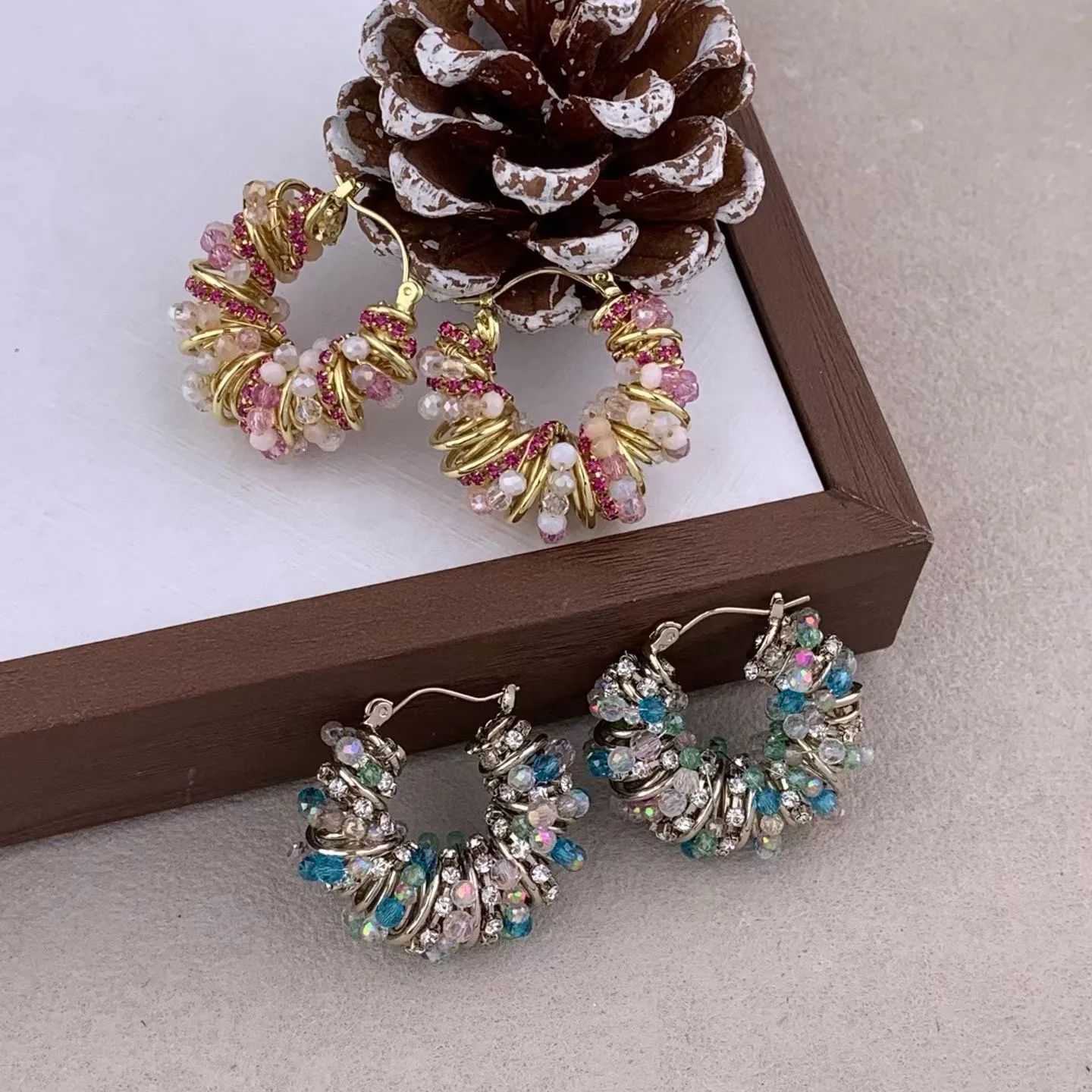 Trendy Vintage Crystal zircon winding earrings for women's girl gift Party Jewelry accessory
Trendy Vintage Crystal zircon winding earrings for women's girl gift Party Jewelry accessory