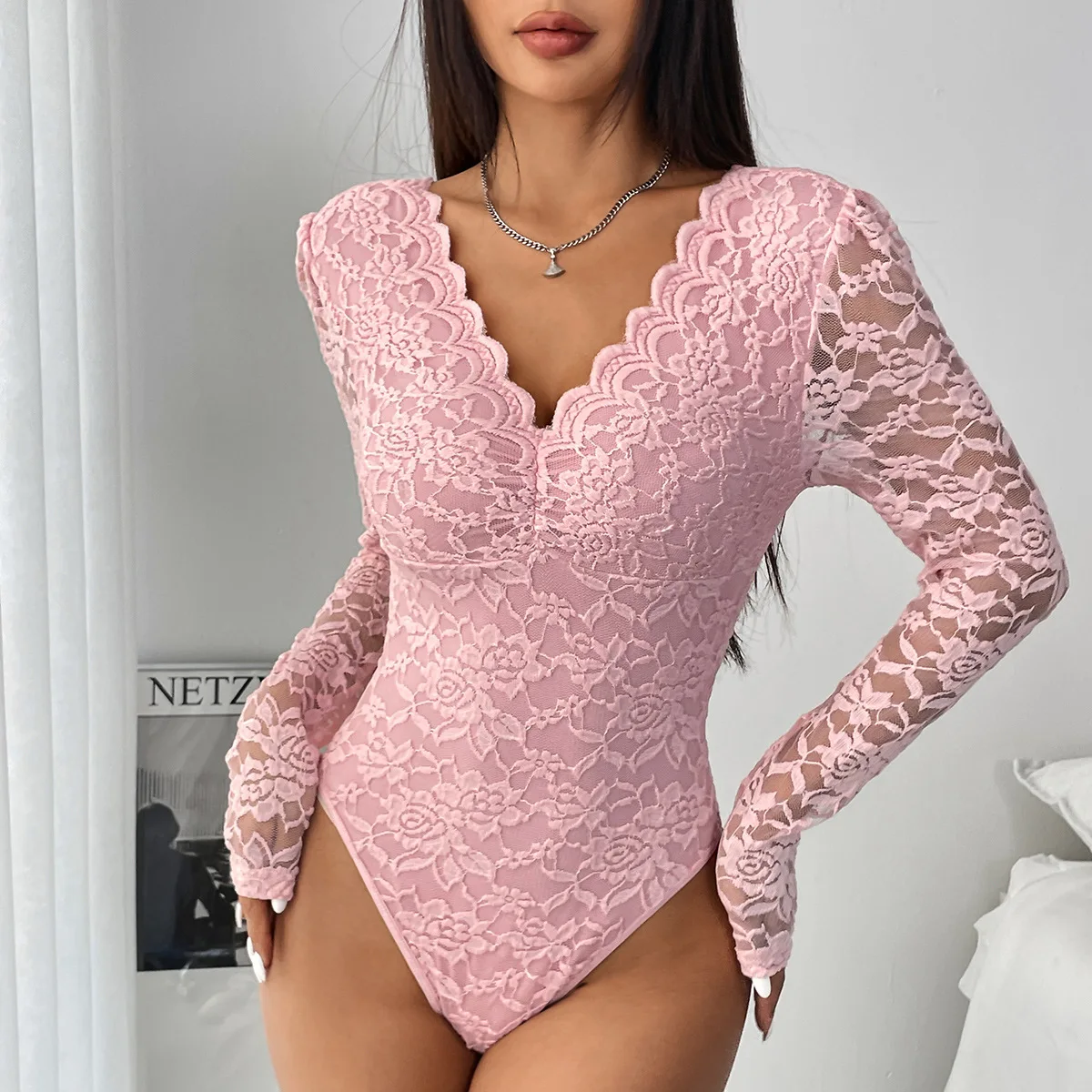 Women Jumpsuit Sexy Solid Color Lace Long Sleeved Bodysuit Spicy Girl Perspective Slim Fit Jumpsuit
Women Jumpsuit Sexy Solid Color Lace Long Sleeved Bodysuit Spicy Girl Perspective Slim Fit Jumpsuit