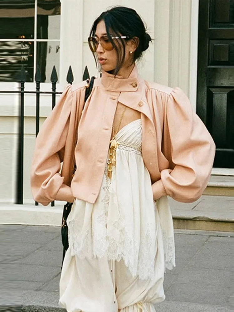 Casual Short Jackets Women Lantern Sleeve Loose Stand Collar Single Breasted Solid Coats 2025 Autumn Chic Street Outwears Lady
Casual Short Jackets Women Lantern Sleeve Loose Stand Collar Single Breasted Solid Coats 2025 Autumn Chic Street Outwears Lady