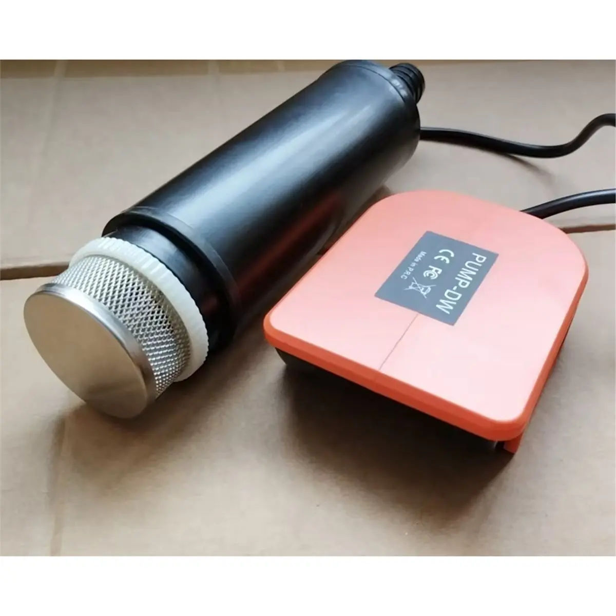 DT57 LATEST MODEL Cordless Submersible Pump Water Transfer Pump for 20V Battery Adapter for Pool Water Beds Car Washing Watering
DT57 LATEST MODEL Cordless Submersible Pump Water Transfer Pump for 20V Battery Adapter for Pool Water Beds Car Washing Watering