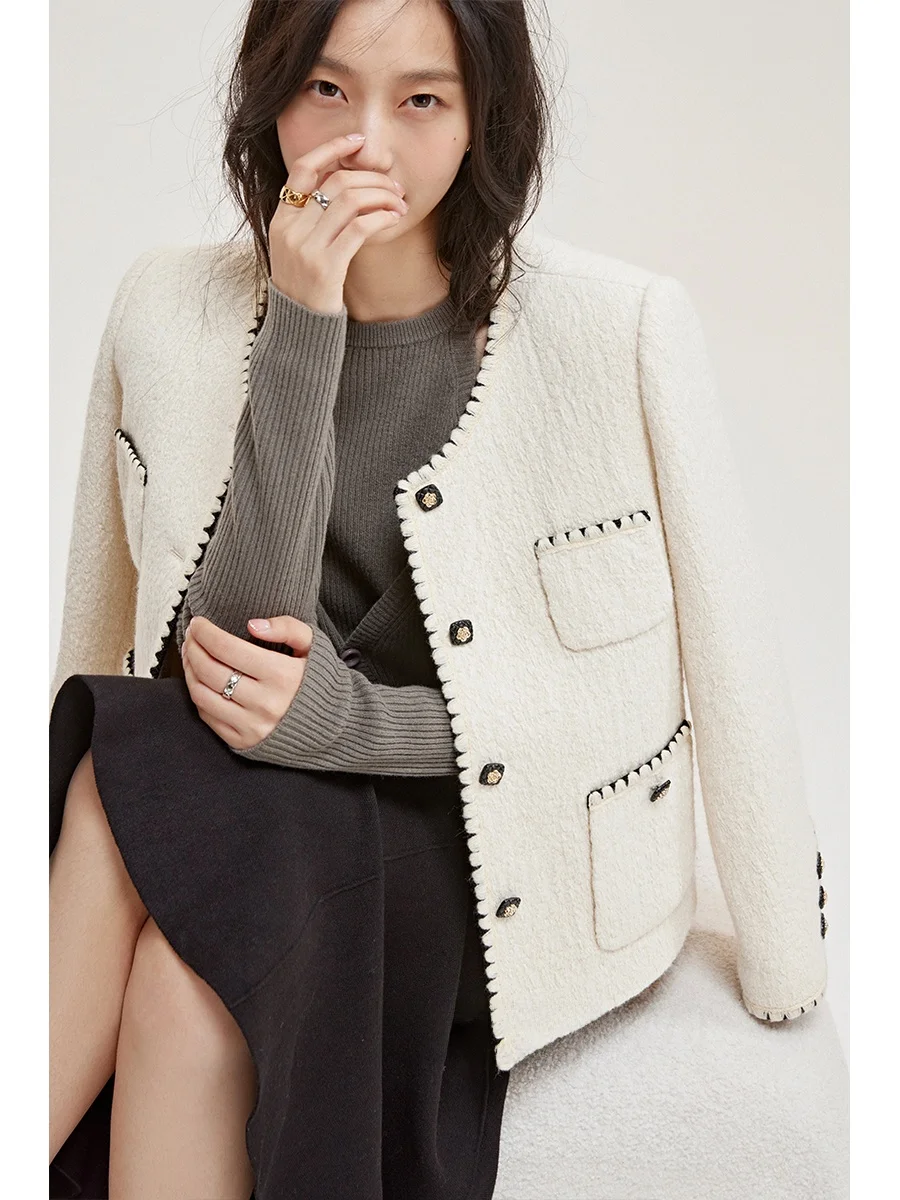 Модная женская классическая куртка-пальто в стиле Color Block, весна 2025, ранний дизайн, фактурная ткань, в стиле Little Franche.
Модная женская классическая куртка-пальто в стиле Color Block, весна 2025, ранний дизайн, фактурная ткань, в стиле Little Franche.