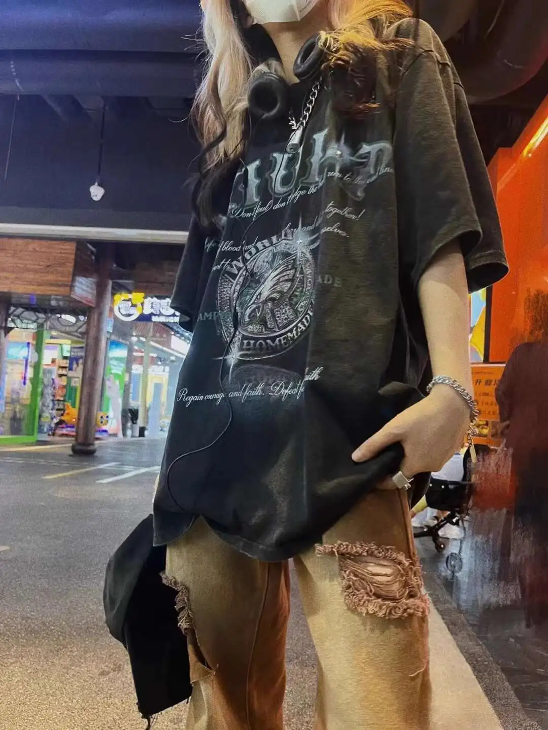 Women Man T-shirt 2025 Summer New American Style Hip-Hop Unisex High Street Washed Vintage Short Sleeve T-Shirt
Women Man T-shirt 2025 Summer New American Style Hip-Hop Unisex High Street Washed Vintage Short Sleeve T-Shirt