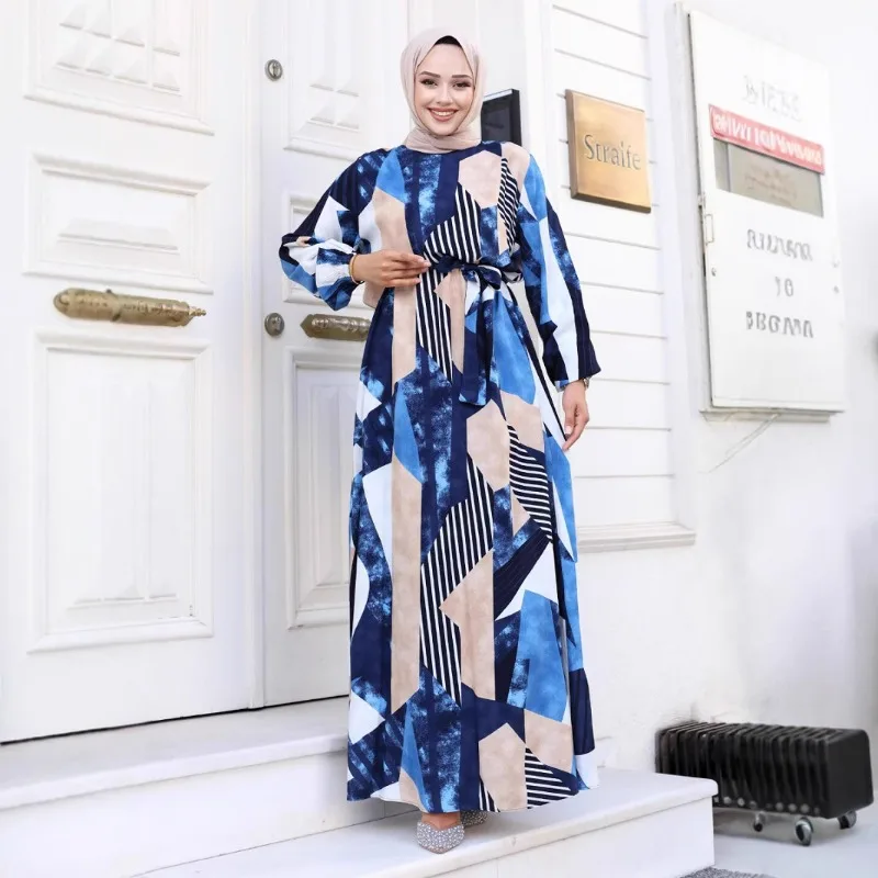 2025 Casual Abaya Dress Patchwork Printing O-neck Muslim Islamic Robes Women Long Sleeve Long Dress Dubai Eid Ramadan Vestidos
2025 Casual Abaya Dress Patchwork Printing O-neck Muslim Islamic Robes Women Long Sleeve Long Dress Dubai Eid Ramadan Vestidos