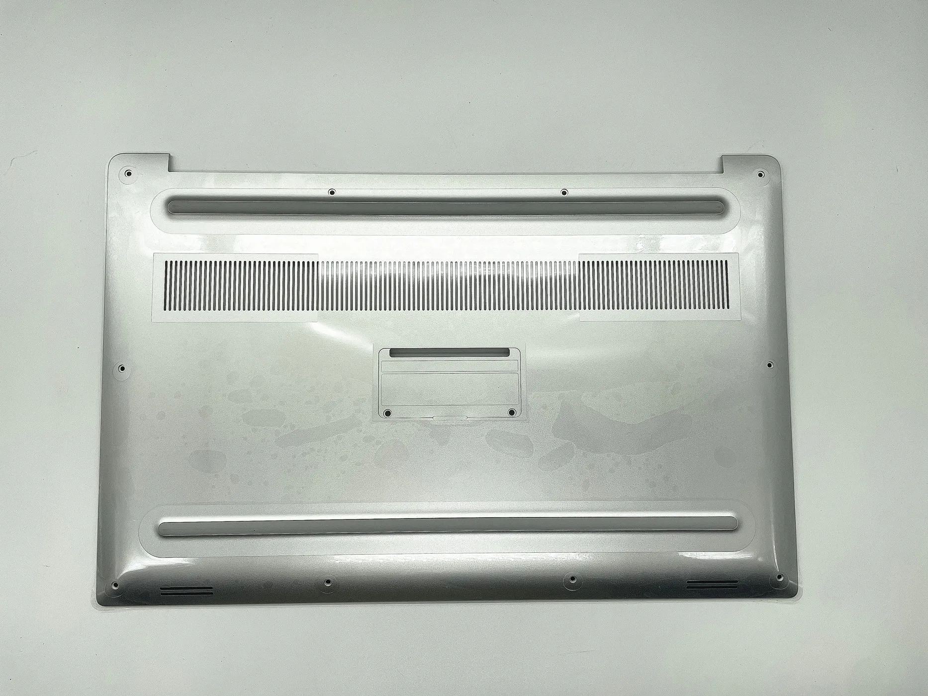 New for Dell XPS15 9570 7590Precision 5530 5540 D Shell Back Cover 0RY51V
New for Dell XPS15 9570 7590Precision 5530 5540 D Shell Back Cover 0RY51V