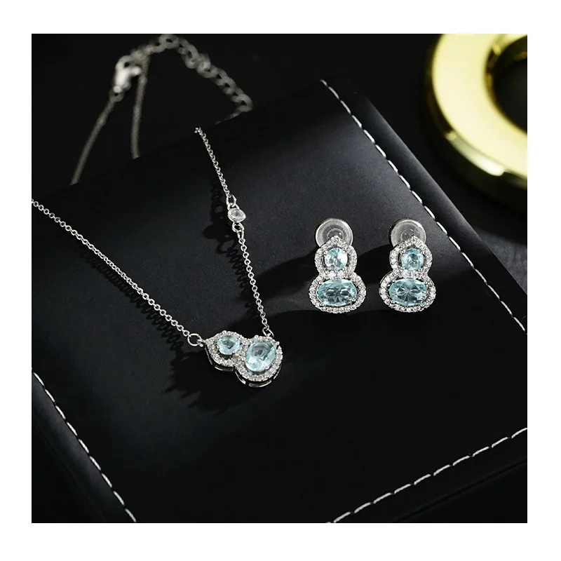 Niche Design Temperament High-end Zircon Flash Sky Blue Gourd Stud Earrings Necklace Light Luxury Set
Niche Design Temperament High-end Zircon Flash Sky Blue Gourd Stud Earrings Necklace Light Luxury Set