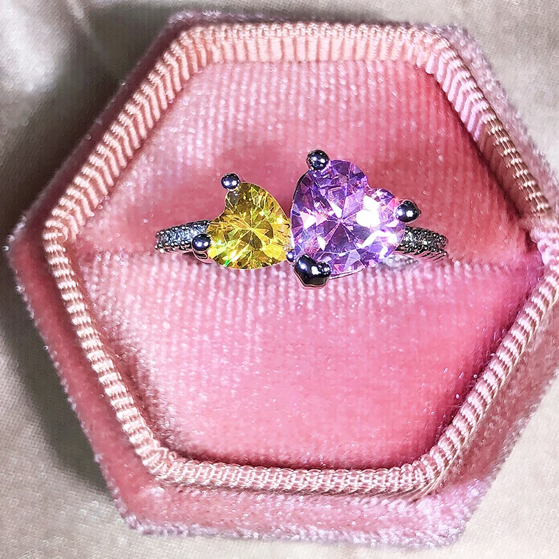 NEW Simple Irregular Double Love Heart Topaz Peach Dripping Diamond Couple Ring For Women Zircon Yellow Christmas Gift Jewelry
NEW Simple Irregular Double Love Heart Topaz Peach Dripping Diamond Couple Ring For Women Zircon Yellow Christmas Gift Jewelry