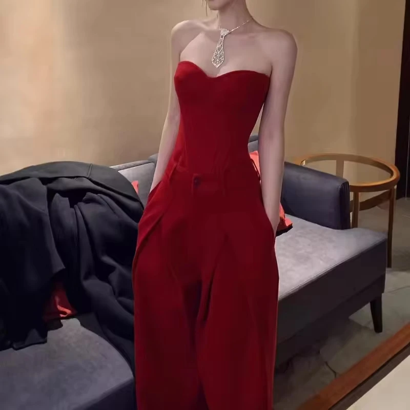 2026 autumn and winter new hollow versatile tube top women's super sa high waist and thin trousers vertical cutting set
2026 autumn and winter new hollow versatile tube top women's super sa high waist and thin trousers vertical cutting set