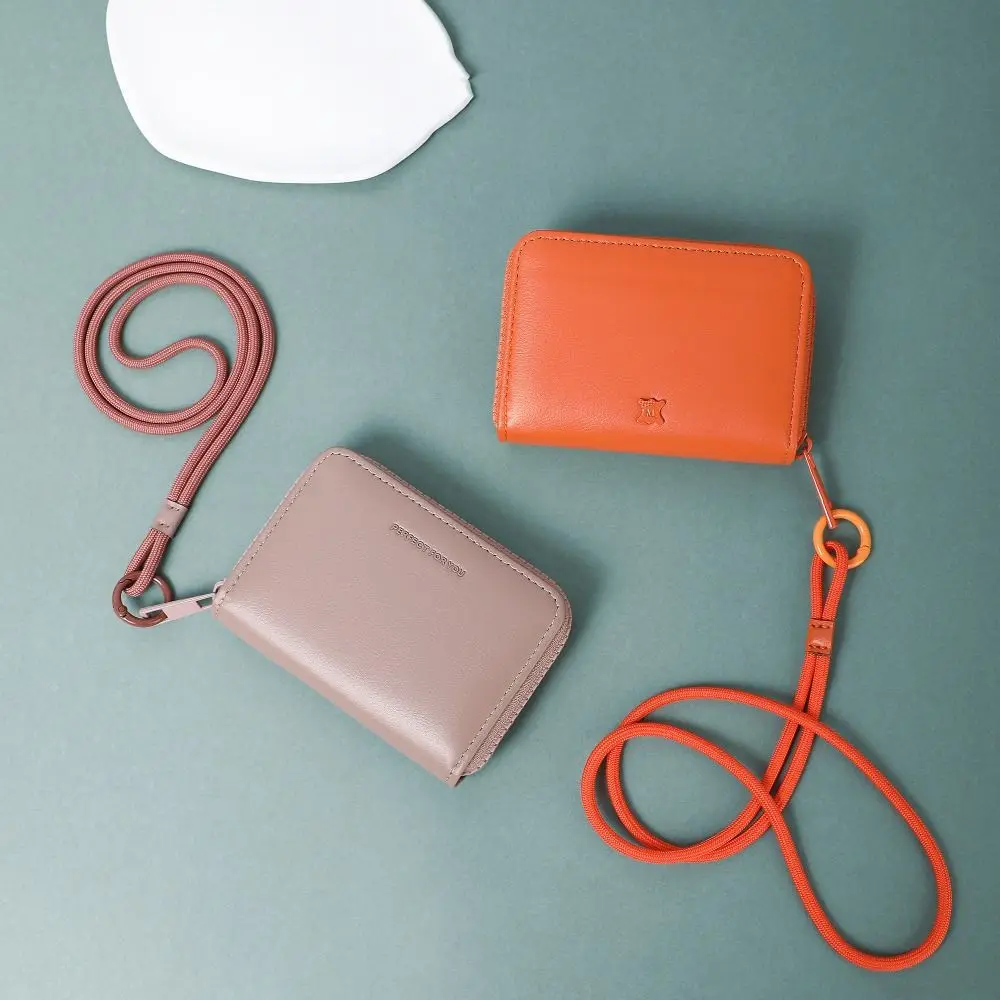 Multi Card Slots Women Short Wallet Hand Clutch Multifunctional Hanging Neck Coin Purse Portable Solid Color
Multi Card Slots Women Short Wallet Hand Clutch Multifunctional Hanging Neck Coin Purse Portable Solid Color