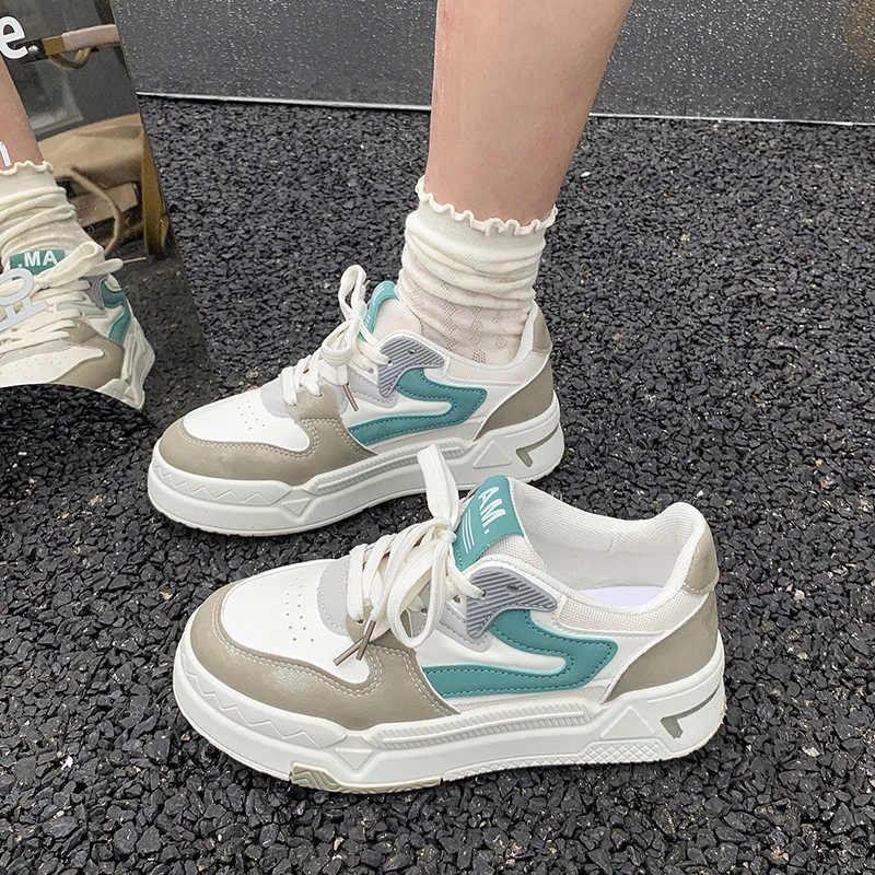 Новинка 2025, женская повседневная спортивная обувь с дышащей сеткой, модная обувь на толстой подошве, модная и универсальная обувь
Новинка 2025, женская повседневная спортивная обувь с дышащей сеткой, модная обувь на толстой подошве, модная и универсальная обувь