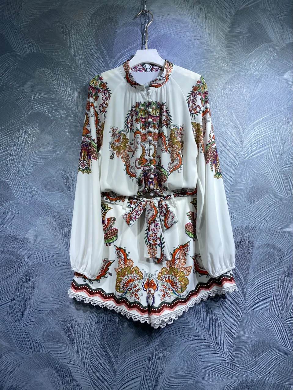 2023 Spring Europe Style Women's Suit High Quality Floral Print Vintage Shirt + Shorts Two Piece Set C503
2023 Spring Europe Style Women's Suit High Quality Floral Print Vintage Shirt + Shorts Two Piece Set C503