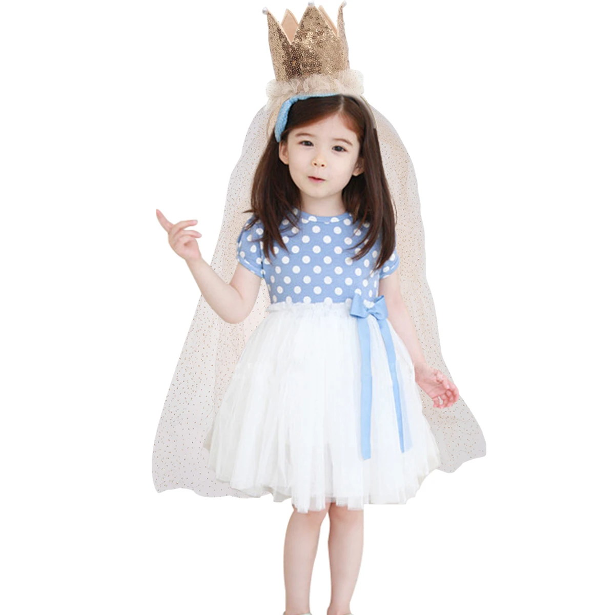Golden Buckle Crown Hair Veil Kids Girls Birthday Headdress Party Accessories Portable Prom Performance
Golden Buckle Crown Hair Veil Kids Girls Birthday Headdress Party Accessories Portable Prom Performance