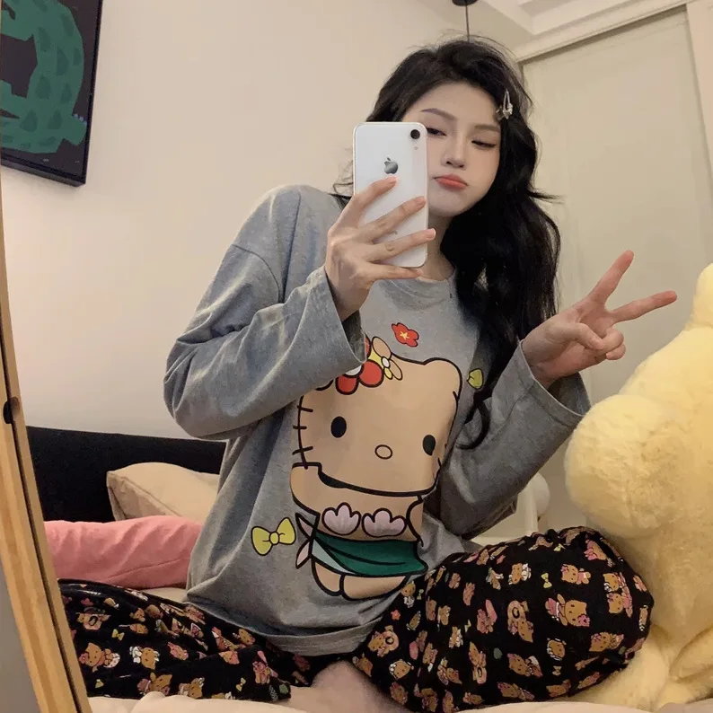 Kawaii Women Pajamas Suit Hello Kitty Cotton Sanrios Cartoon Autumn Casual HomeWear Anime Comfortable Long-Sleeved Nightclothes
Kawaii Women Pajamas Suit Hello Kitty Cotton Sanrios Cartoon Autumn Casual HomeWear Anime Comfortable Long-Sleeved Nightclothes