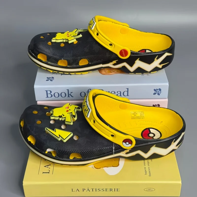 Обувь Pokemon Pikachu, нескользящие, дышащие, легкие, летние, пляжные, повседневные шлепанцы для ежедневного ношения
Обувь Pokemon Pikachu, нескользящие, дышащие, легкие, летние, пляжные, повседневные шлепанцы для ежедневного ношения