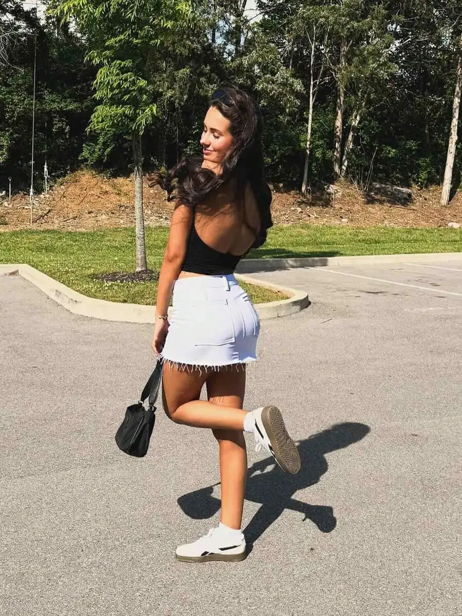 Denim Mini Skirt Women Stretch Low Waist Casual Summer
Denim Mini Skirt Women Stretch Low Waist Casual Summer