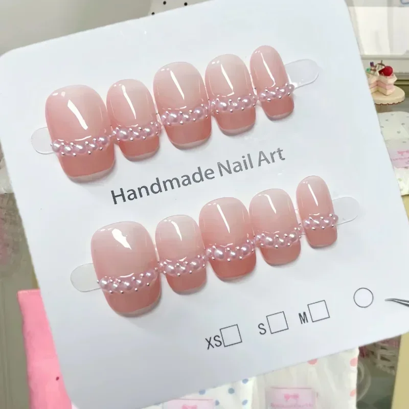 Romantic Handmade Press-On Nails Set Short Pearl Stick on Nail Tip Full Cover Acrylic Fake Nail for Women&Girls Party Daily Wear
Romantic Handmade Press-On Nails Set Short Pearl Stick on Nail Tip Full Cover Acrylic Fake Nail for Women&Girls Party Daily Wear