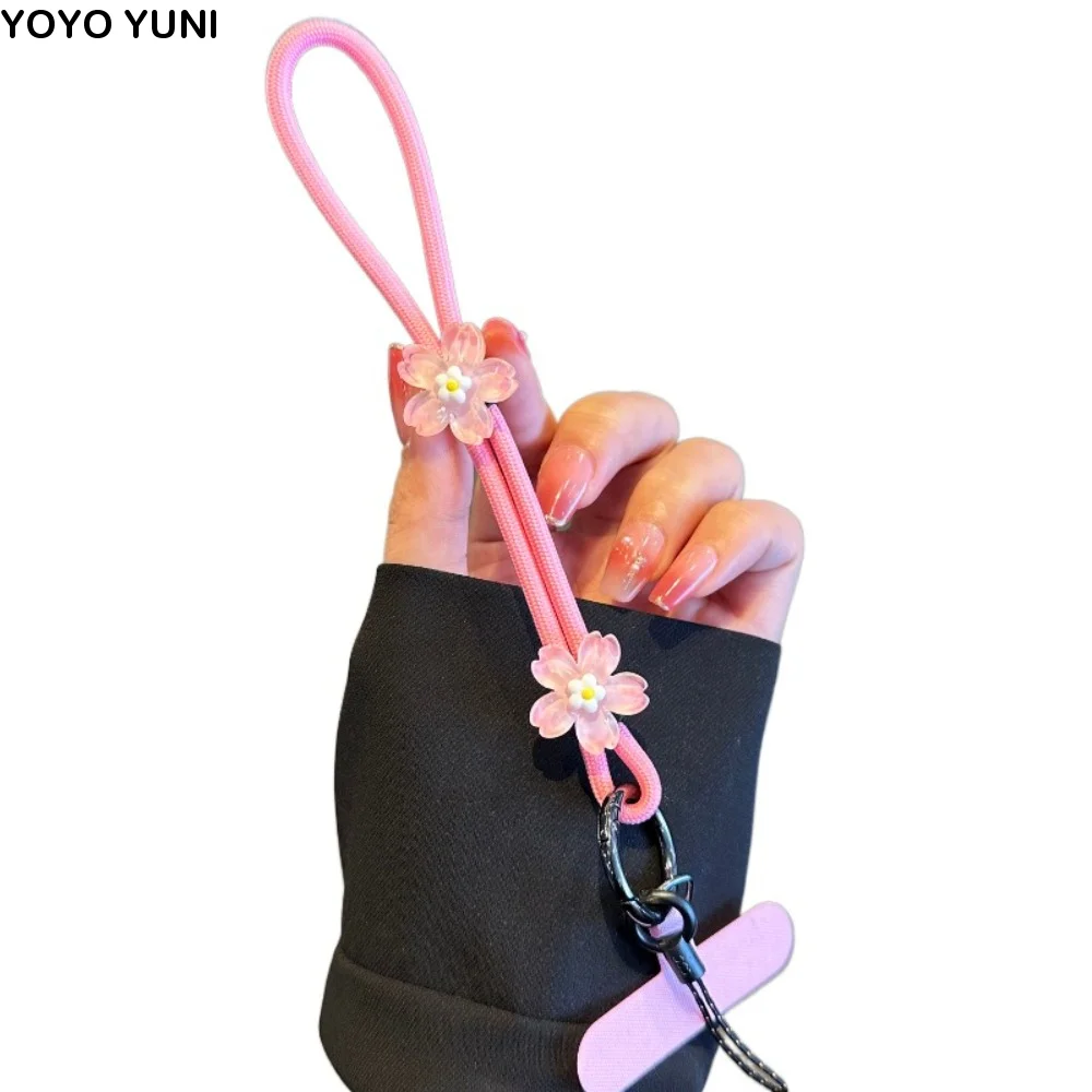 Adjustable Mobile Phone Lanyard Cherry Blossom Handheld Mobile Phone Strap Short Anti Loss Cell Phone Chain
Adjustable Mobile Phone Lanyard Cherry Blossom Handheld Mobile Phone Strap Short Anti Loss Cell Phone Chain