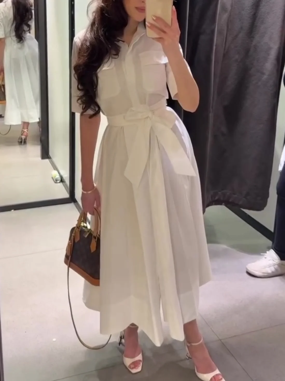Autumn 2025 Women's Fashion Bow Belt Poplin Dress Short Sleeve Sweet Temperament Elegant New Clothing for Ladies
Autumn 2025 Women's Fashion Bow Belt Poplin Dress Short Sleeve Sweet Temperament Elegant New Clothing for Ladies