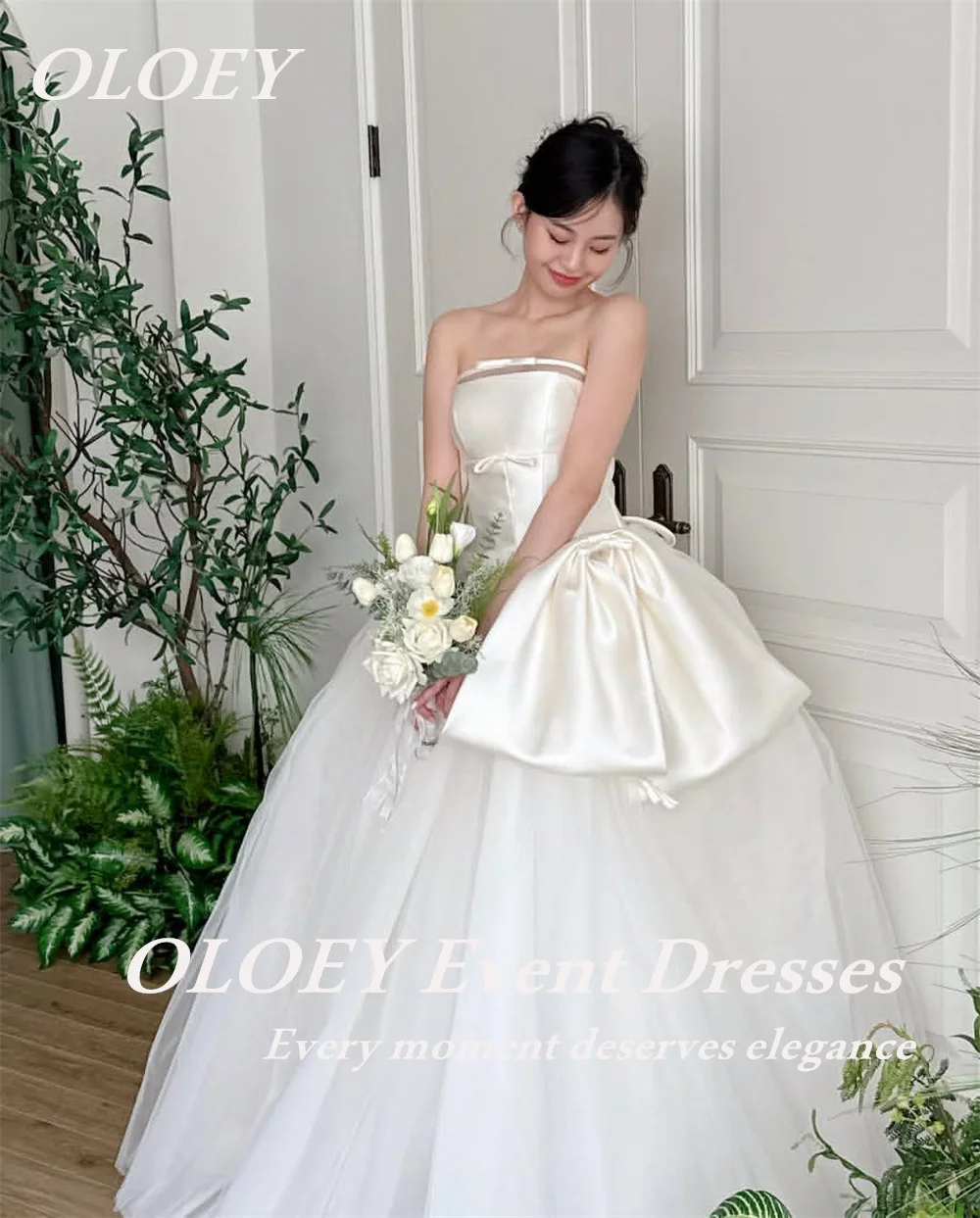 OLOEY Elegant Strapless A-line Wedding Dress Korea Photoshoot Pleat Satin Bow Soft Tulle Bridal Gown Floor Length Customized
OLOEY Elegant Strapless A-line Wedding Dress Korea Photoshoot Pleat Satin Bow Soft Tulle Bridal Gown Floor Length Customized