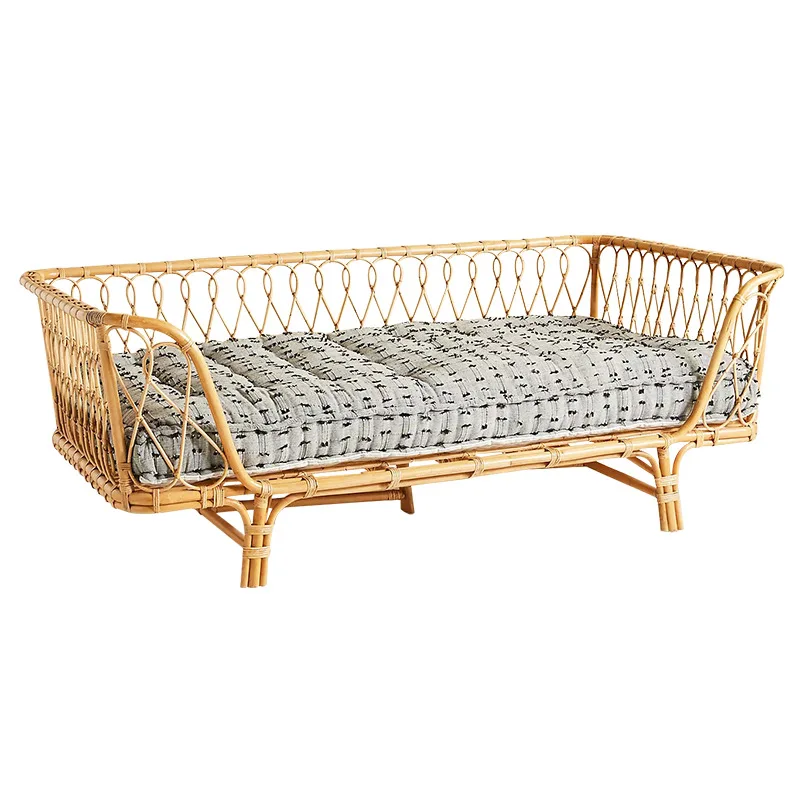 Modern simple rattan sofa bed Nordic household small rattan bed living room multi-functional dual-purpose sofa bed
Modern simple rattan sofa bed Nordic household small rattan bed living room multi-functional dual-purpose sofa bed