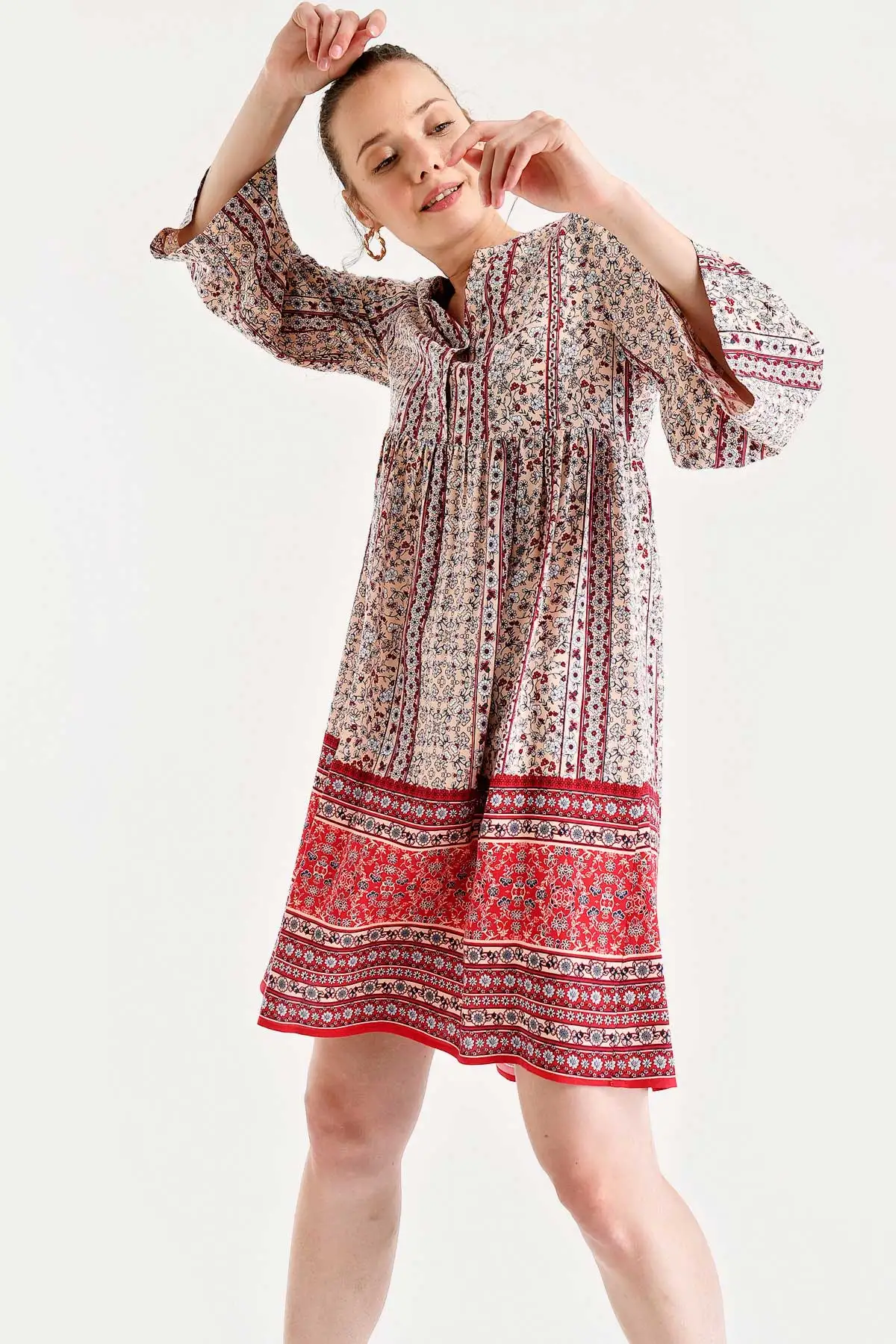 Ethnic Pattern Dress 2021 Summer Spring Women 'S T-shirt Fashion Tops Sexy Print Ladies top
Ethnic Pattern Dress 2021 Summer Spring Women 'S T-shirt Fashion Tops Sexy Print Ladies top