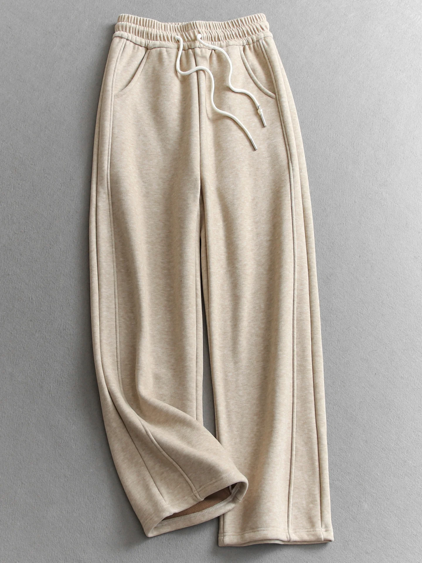 Thickened Fleece Drawstring Waist Casual Pants Women's Color High Waist Elastic Fiber Wide Leg Bend Knife Pants
Thickened Fleece Drawstring Waist Casual Pants Women's Color High Waist Elastic Fiber Wide Leg Bend Knife Pants
