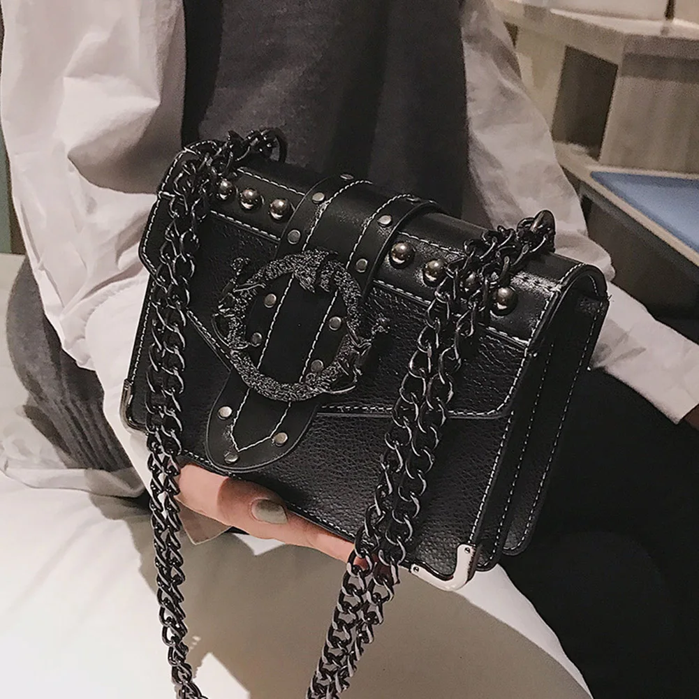 European Fashion Ladies Square Bags 2023 New Quality PU Leather Female Designer Totes Rivet Lock Chain Shoulder Messenger bags
European Fashion Ladies Square Bags 2023 New Quality PU Leather Female Designer Totes Rivet Lock Chain Shoulder Messenger bags