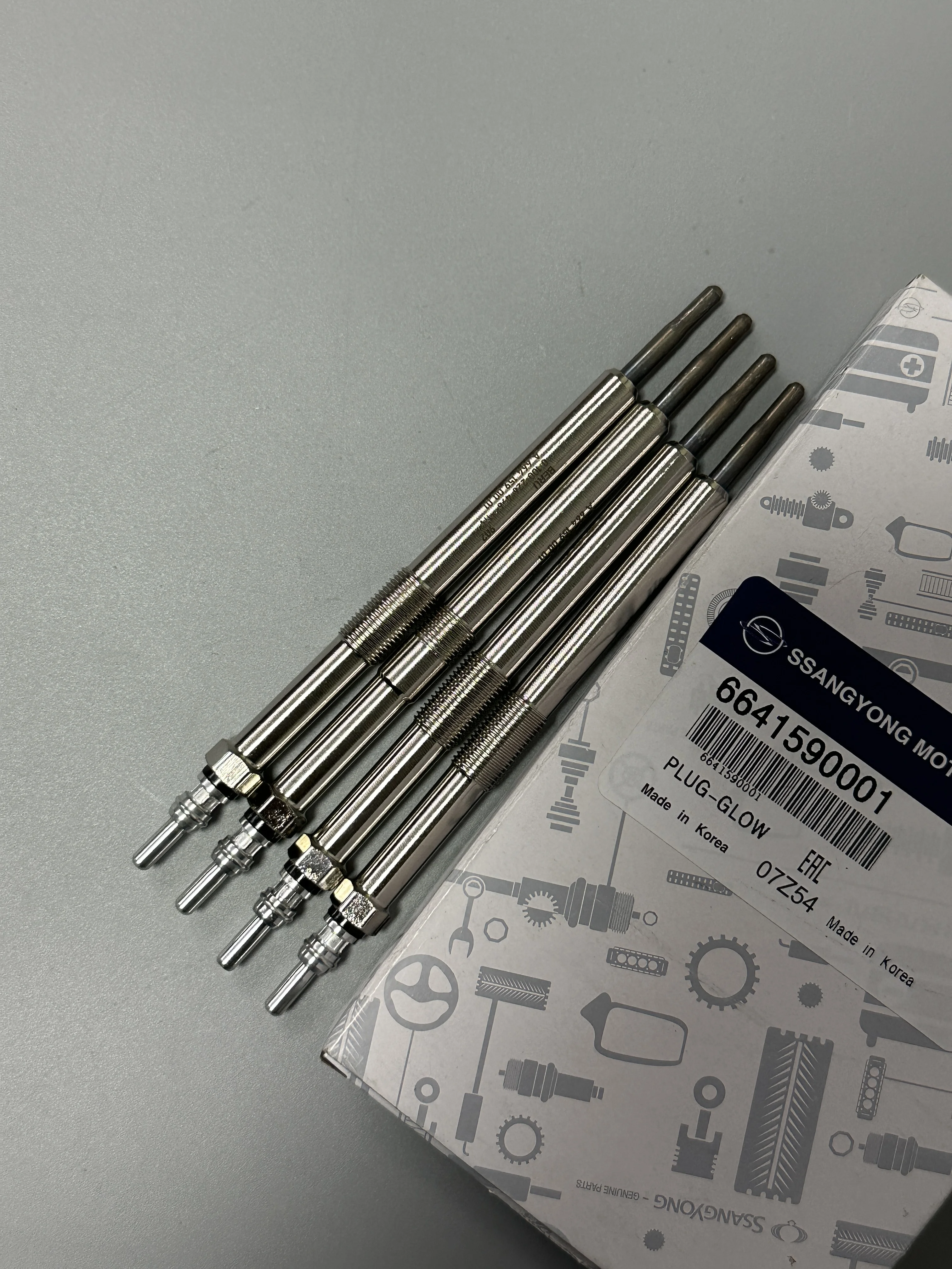 Engine start glow plug Glow Plug 6641590001 For Ssangyong Actyon Kyron Rexton Actyon Sports Rodius/Stavic D20,D27(2006-2012)
Engine start glow plug Glow Plug 6641590001 For Ssangyong Actyon Kyron Rexton Actyon Sports Rodius/Stavic D20,D27(2006-2012)