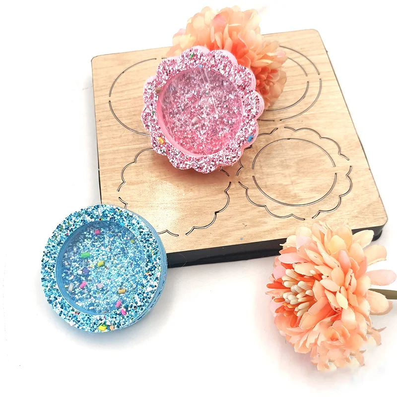 SIZZIXDIES BY136A Wooden Cutting Die Of Ring And Garland Type Shaker, Suitable For Most Machines
SIZZIXDIES BY136A Wooden Cutting Die Of Ring And Garland Type Shaker, Suitable For Most Machines