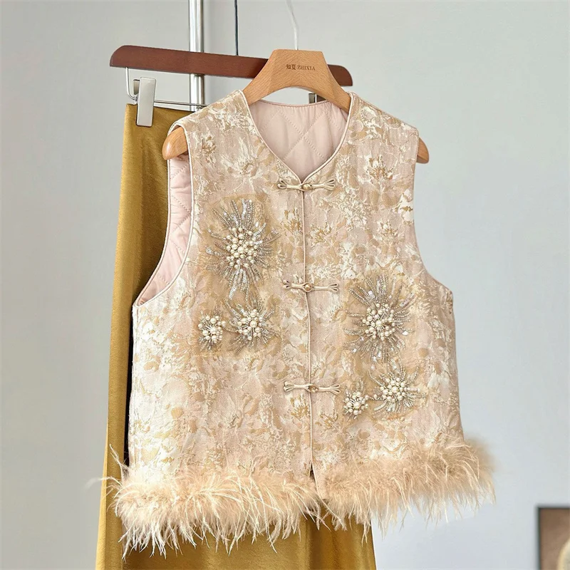 Advanced Apricot National Wind Ostrich Wool Embroidered Vest Jacket Women's Autumn and Winter Cotton new Vest to Wear Outside
Advanced Apricot National Wind Ostrich Wool Embroidered Vest Jacket Women's Autumn and Winter Cotton new Vest to Wear Outside