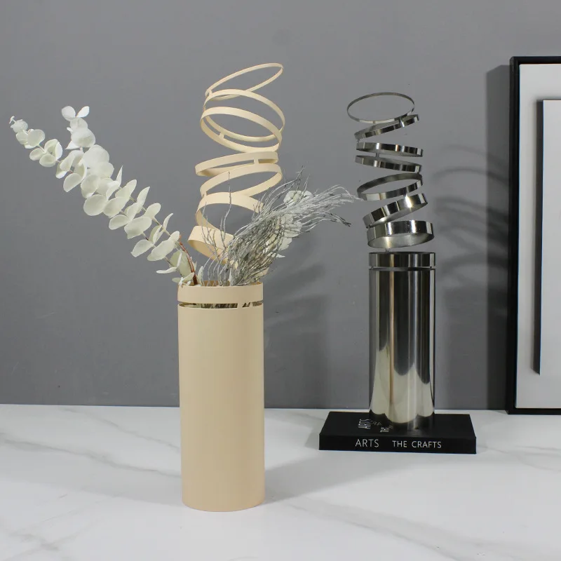 Modern light luxury stainless steel magic wreath, entrance home art vase ornament, soft decoration at the sales office
Modern light luxury stainless steel magic wreath, entrance home art vase ornament, soft decoration at the sales office