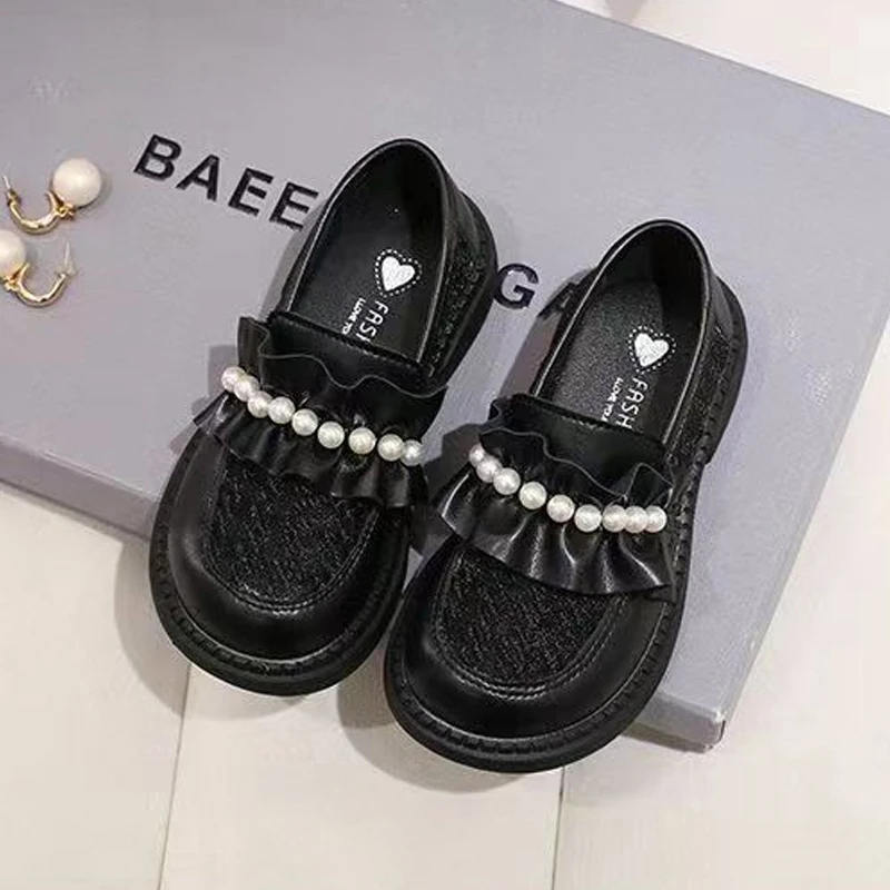 Sports shoes girls pearl accessories Christmas Halloween birthday party Korean version fashion Versatile a casual princess shoes
Sports shoes girls pearl accessories Christmas Halloween birthday party Korean version fashion Versatile a casual princess shoes