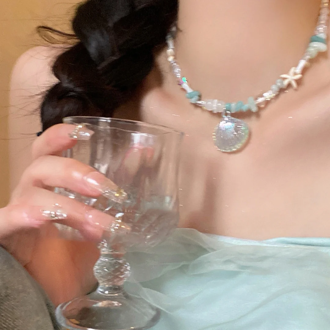 DUTRIEUX Bohemia Beach Shell Necklace for Women Vacation Style Sweet Cool Trendy Design Lockbone Chain Jewelry Accessory Choker
DUTRIEUX Bohemia Beach Shell Necklace for Women Vacation Style Sweet Cool Trendy Design Lockbone Chain Jewelry Accessory Choker